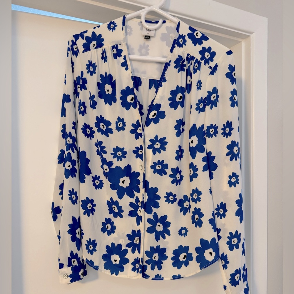 CAbi Florist Blouse - #4334 - Fall 2022